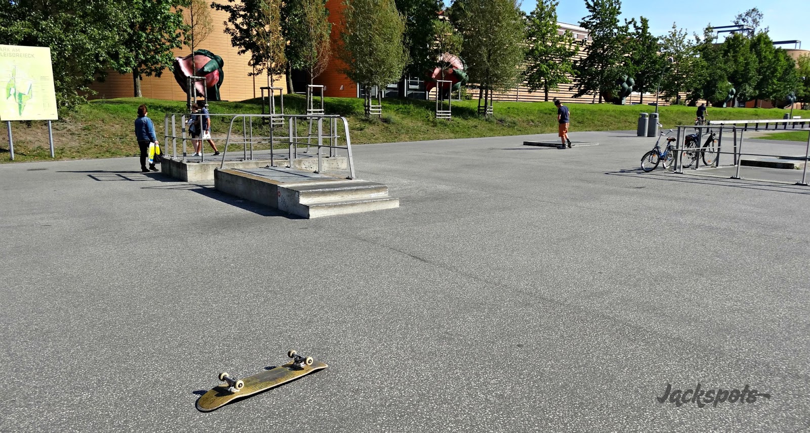 Parkhaus Am Gleisdreieck Berlin Skate Spot