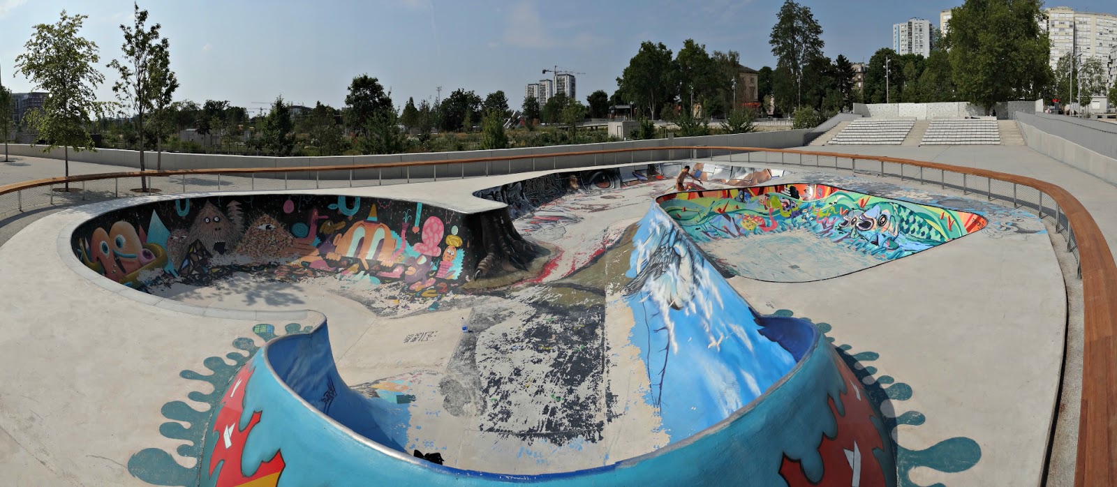 Grand Parc Saint Ouen sur Seine Skate Spot