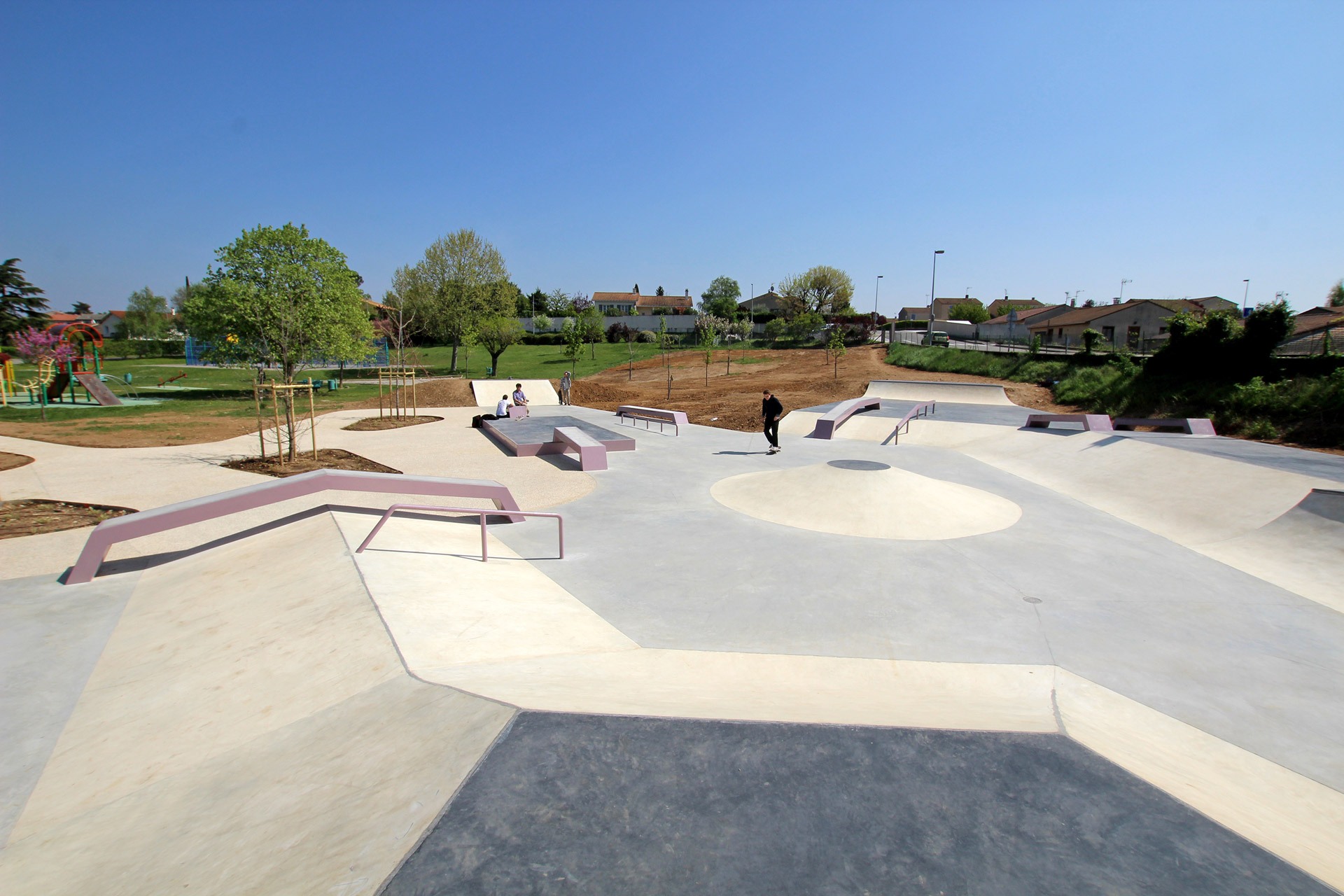 MJC Saint Marcel lès Valence Skate Spot