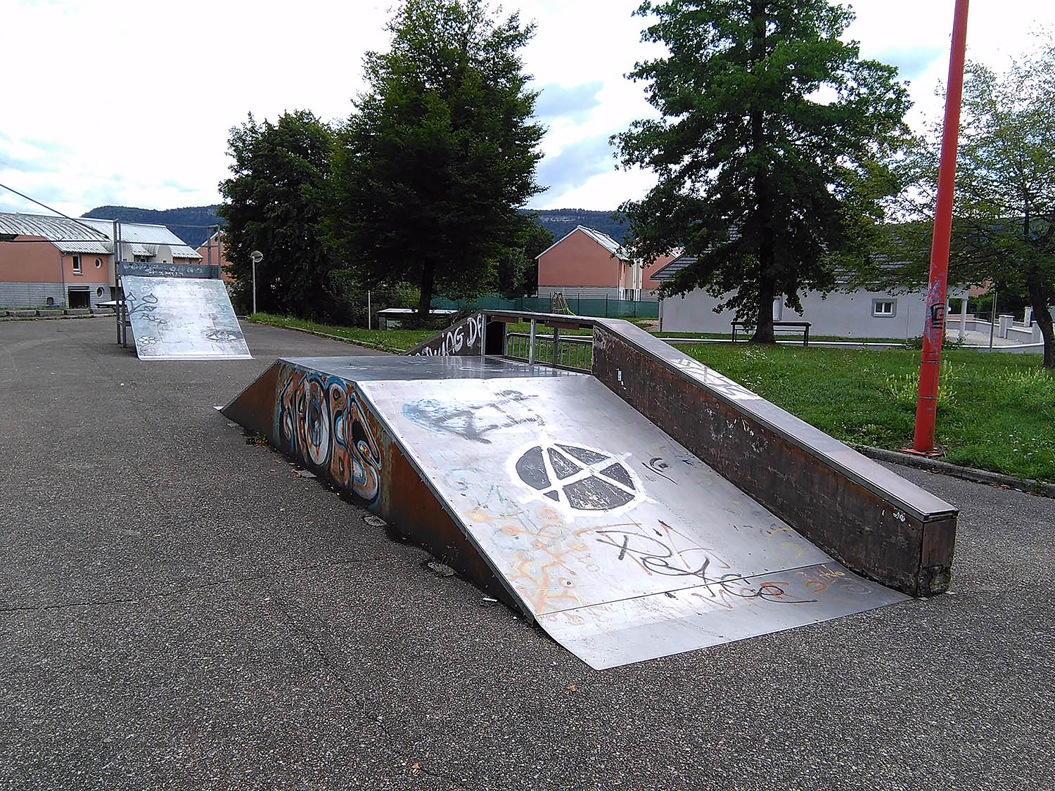 Gymnase Galfione Champagnole Skate Spot