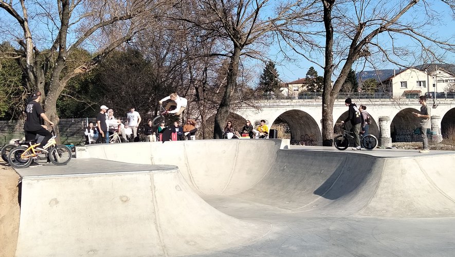 Boulodrome Ganges Skate Spot