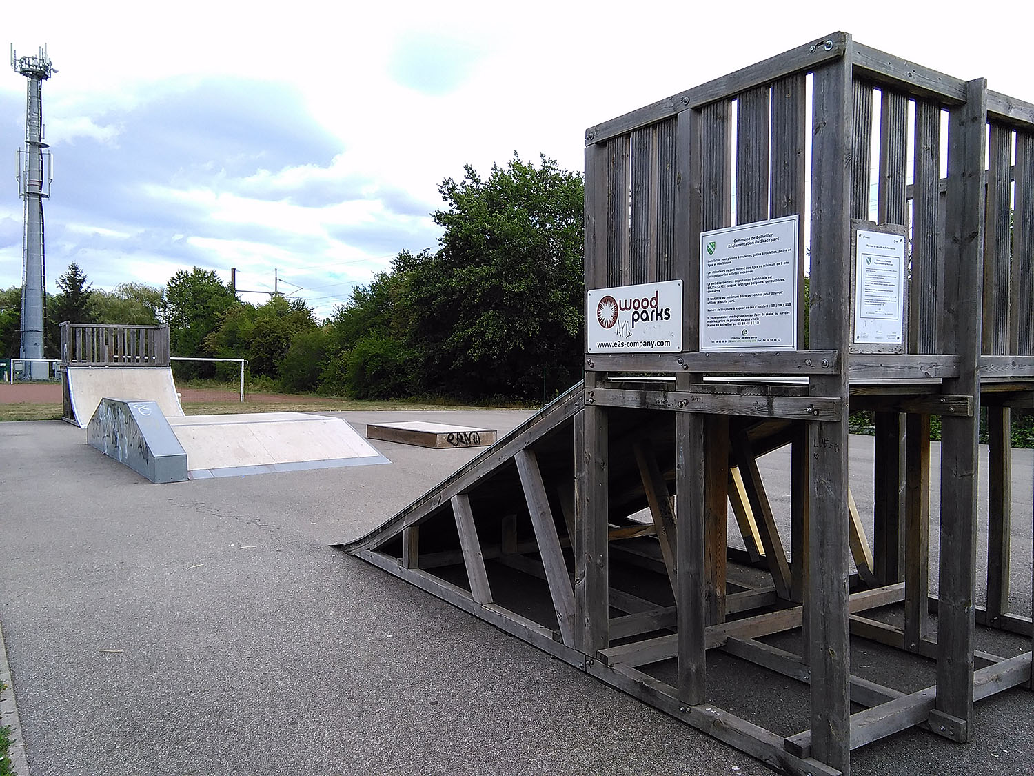 Salle Polyvalente Bollwiller Skate Spot