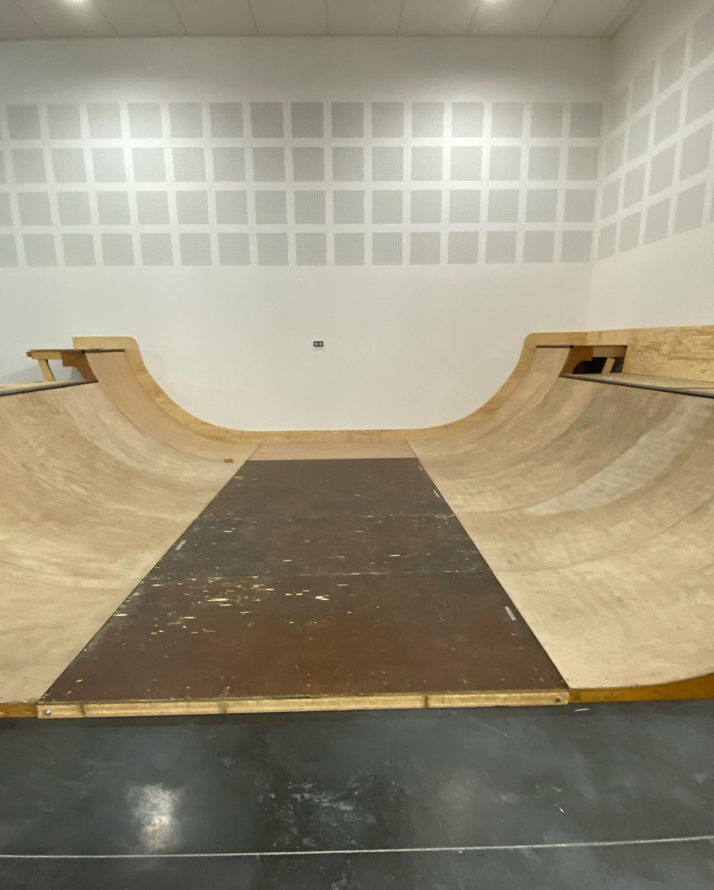 L' Encan La Rochelle Skate Spot