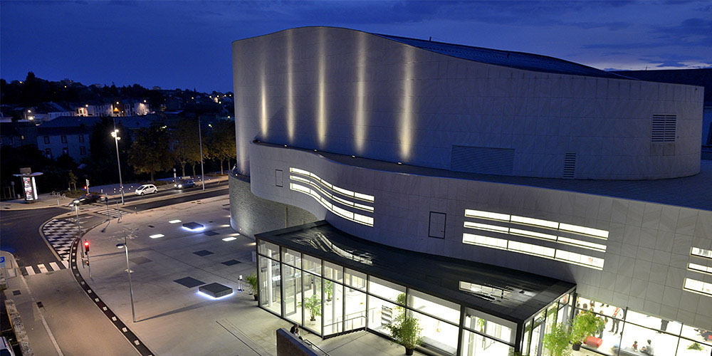 Théâtre Saint-Louis Cholet Skate Spot