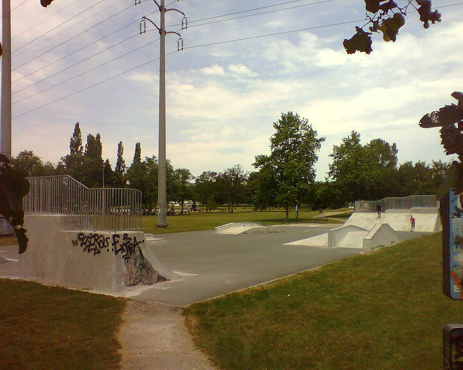 La Borde Basse Castres Skate Spot