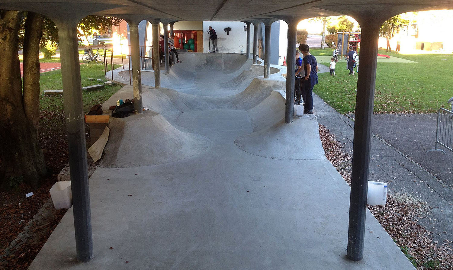 Collège des Jeanneret Le Locle Skate Spot