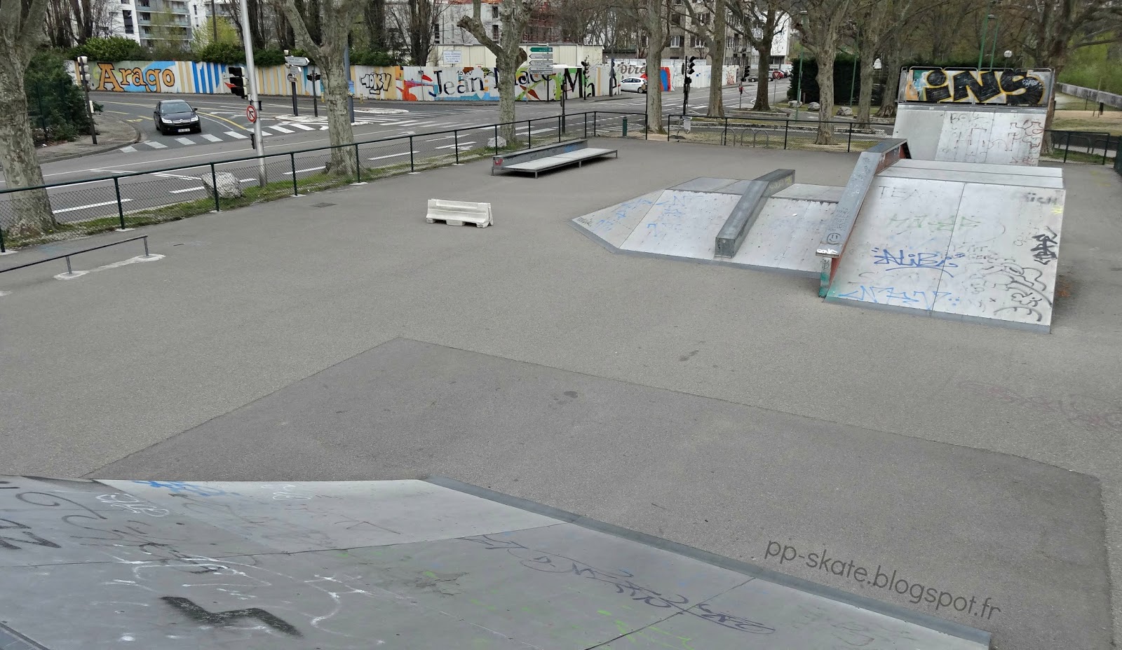 L' Esplanade Grenoble Skate Spot