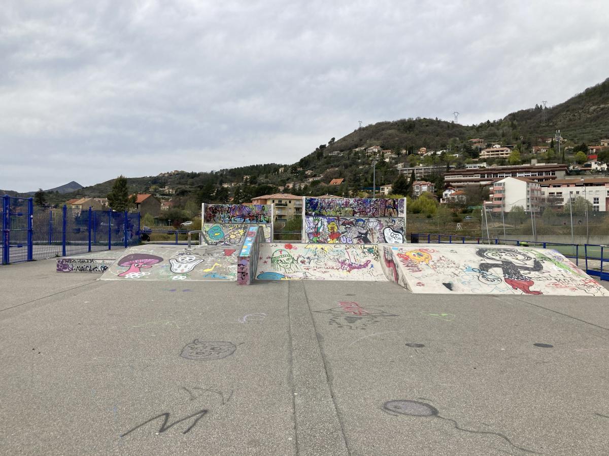 Le Tibet Digne les Bains Skate Spot