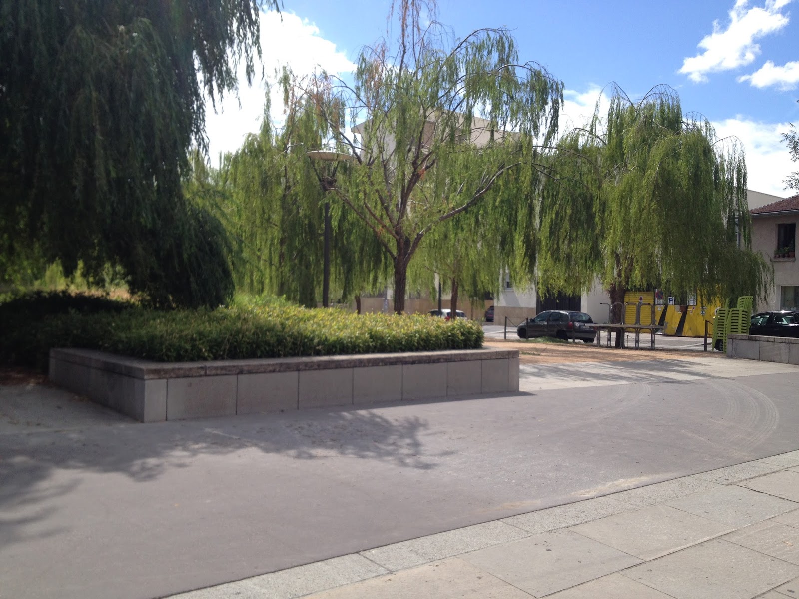 Pathé Vaise Lyon Skate Spot