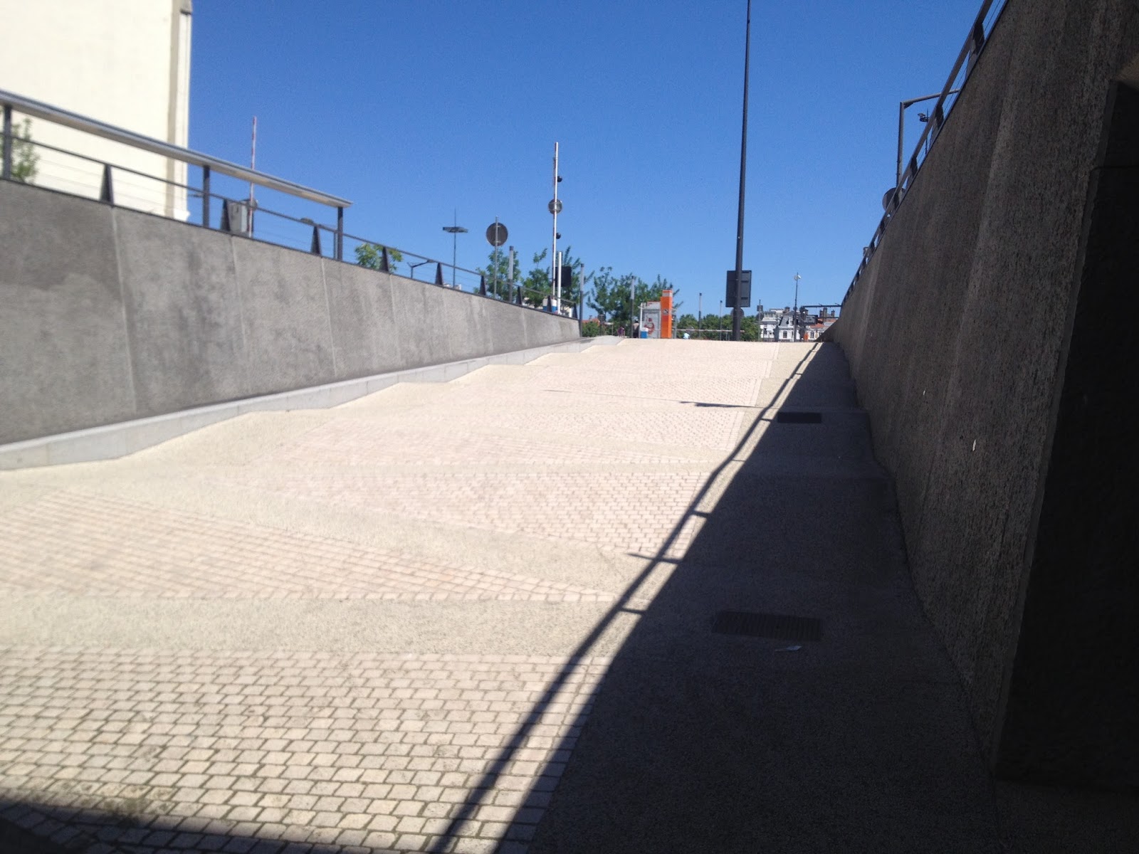 Tunnel Croix Rousse Lyon Skate Spot