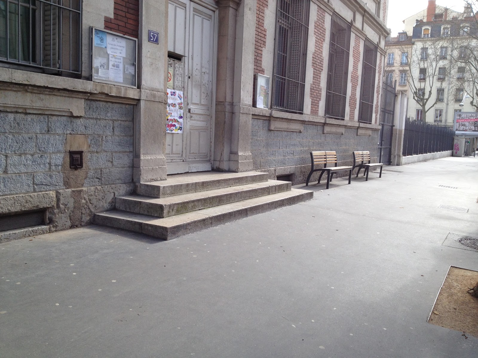 Alix School Lyon Skate Spot