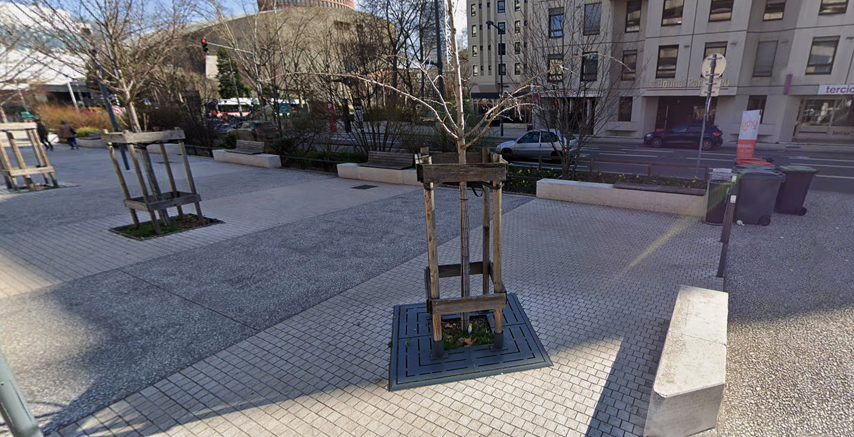Les Halles Parc Lyon Skate Spot