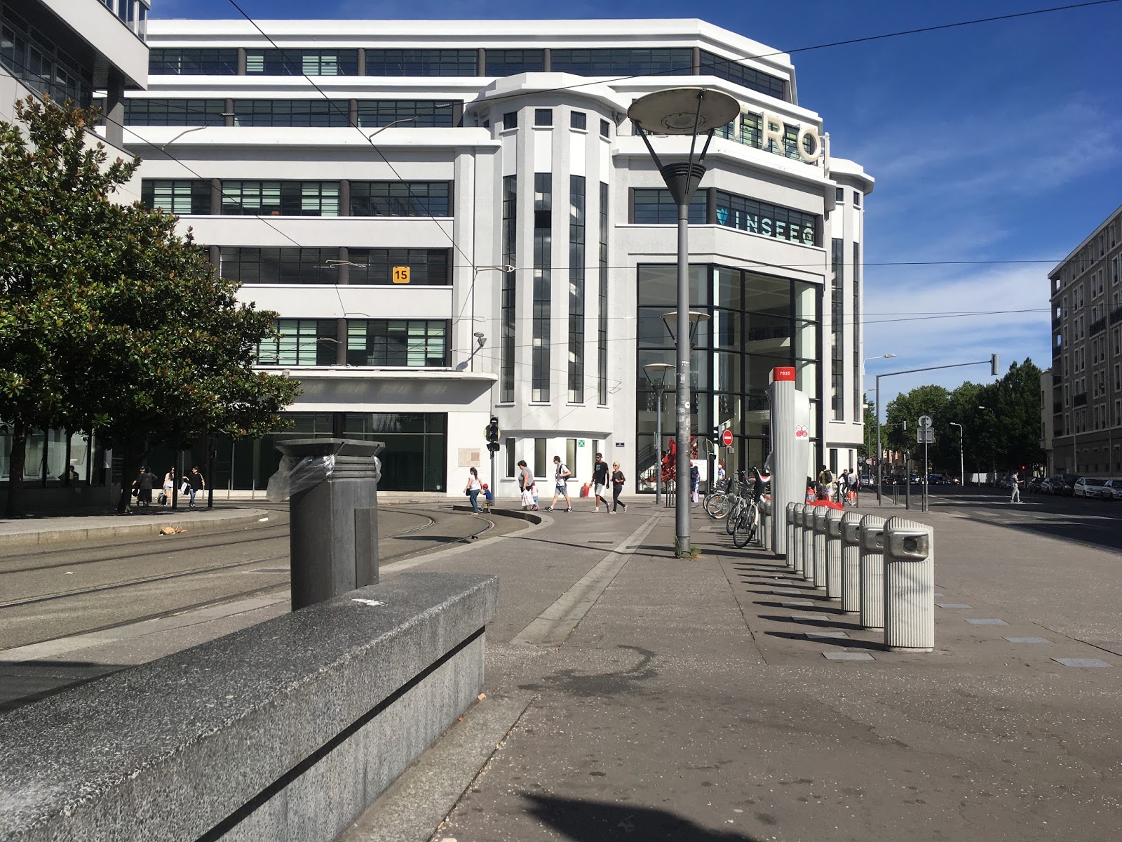 Université Street Lyon Skate Spot