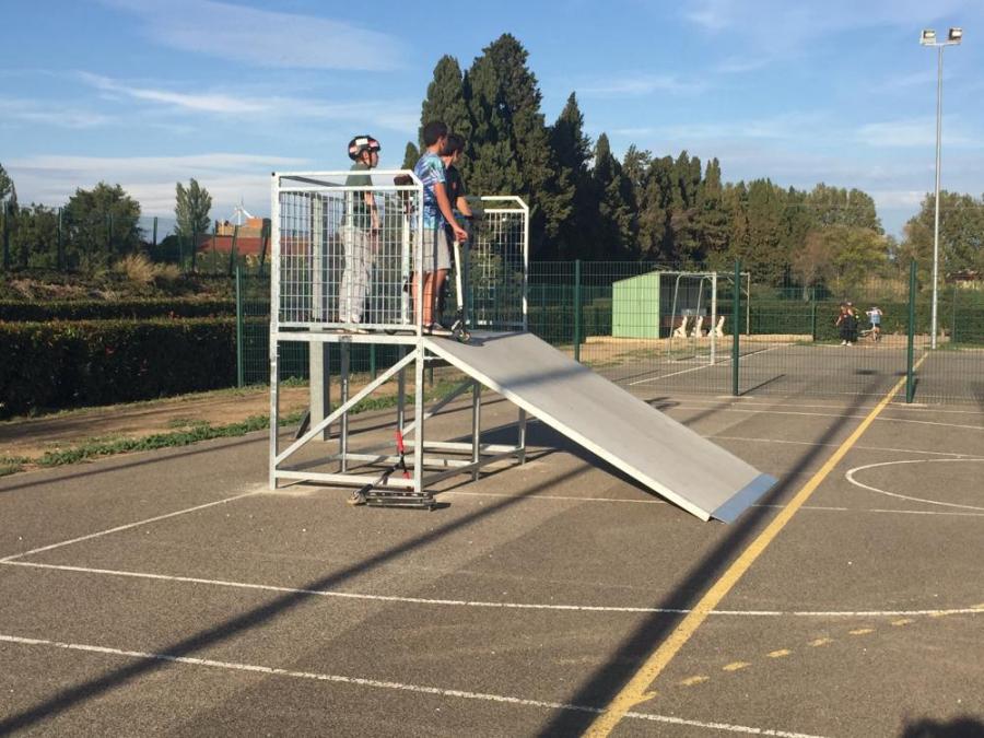 Espace Louis Blad Pézilla la Rivière Skate Spot