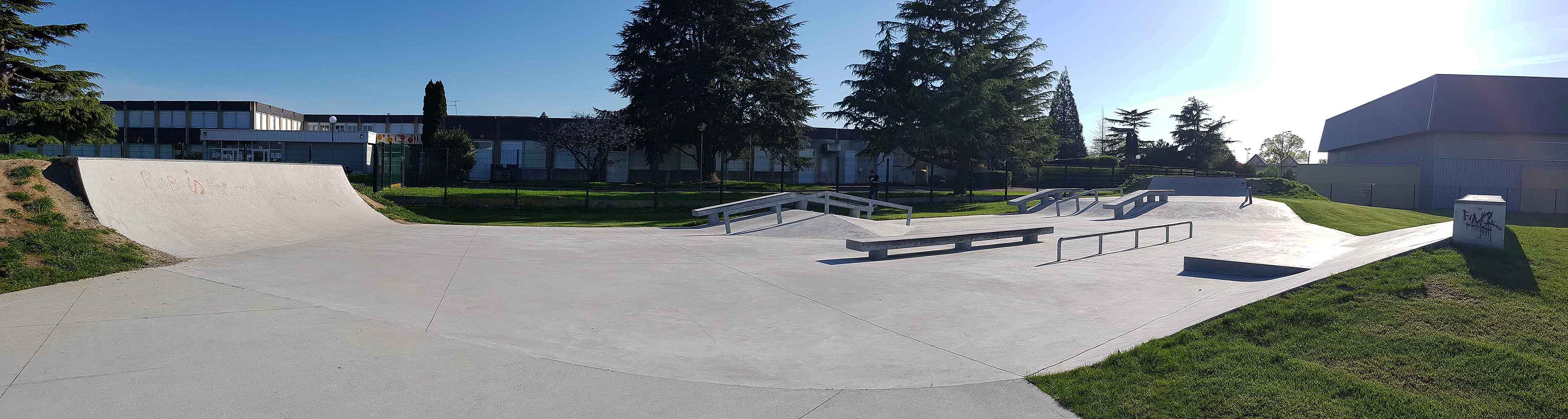 Complexe Sportif Troarn Skate Spot