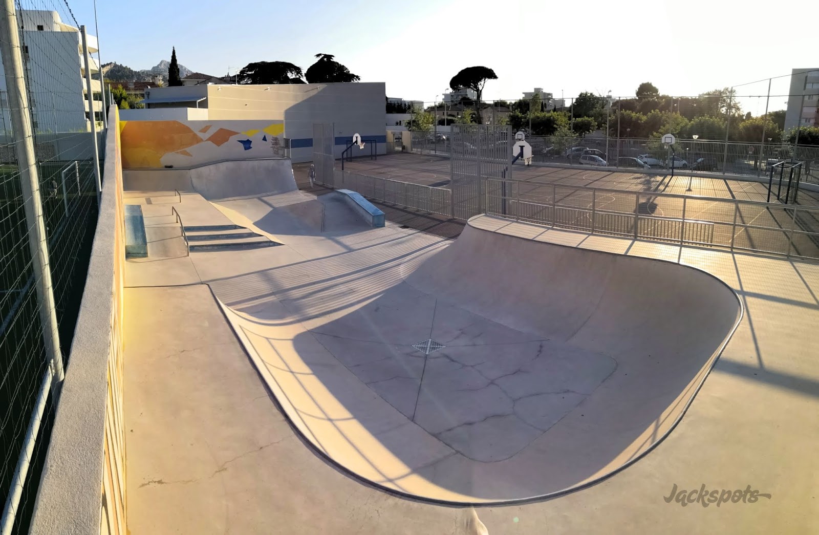 Stade Rouvier Marseille Skate Spot