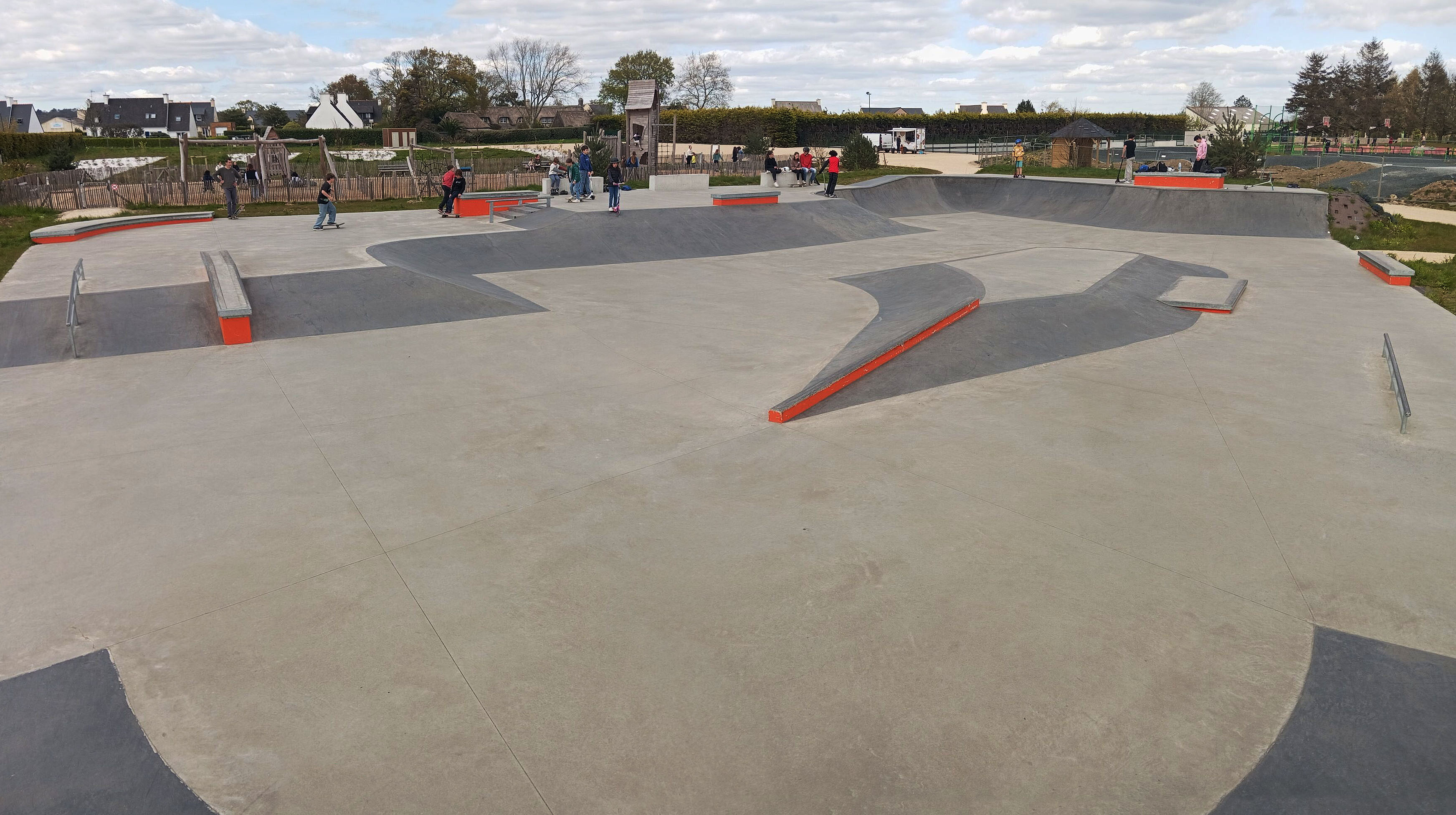 Le Cosquer Pluguffan Skate Spot