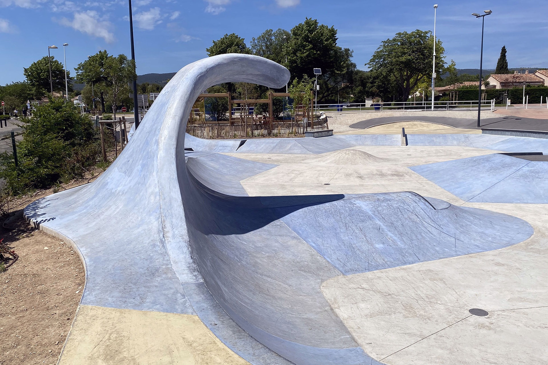 Yann Casasreales Saint-Cyr-sur-Mer Skate Spot