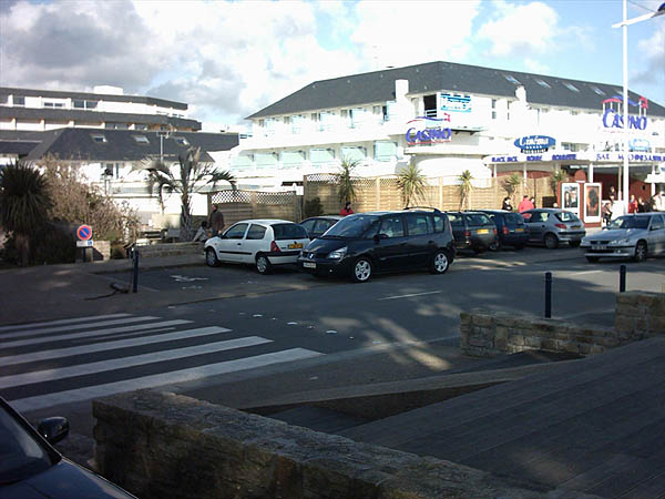 Casino Spot Street Bénodet Skate Spot 3/5