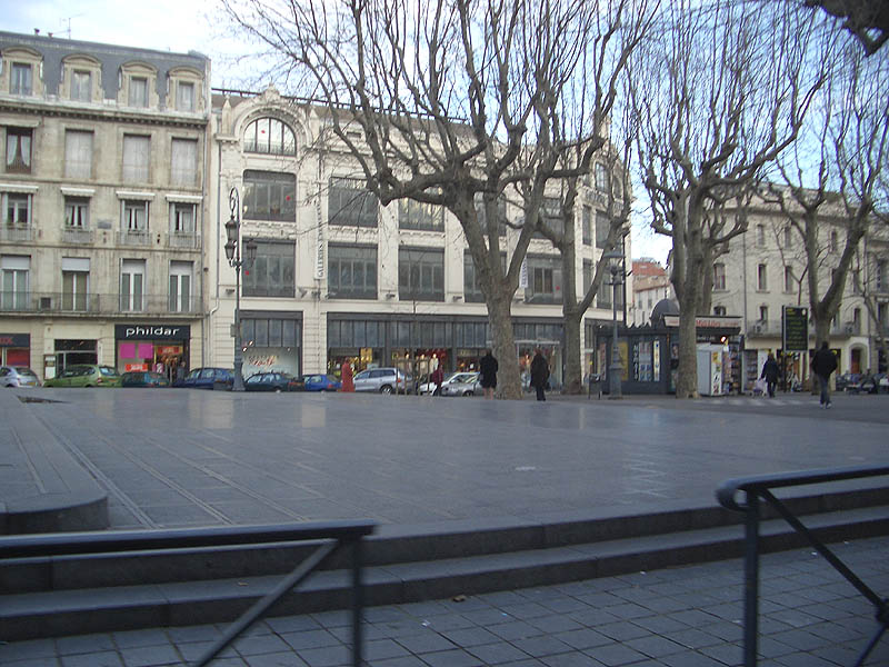 Théâtre Spot Street Béziers Skate Spot 2/5