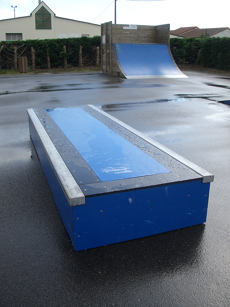 Château Thébaud Skatepark Château Thébaud Skate Spot 2/5