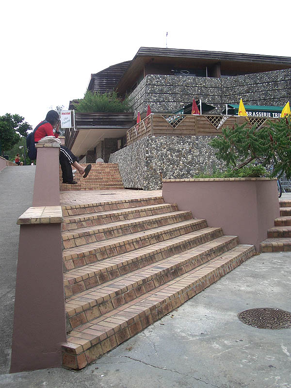 Aqualons Spot Street Lons Skate Spot 3/5
