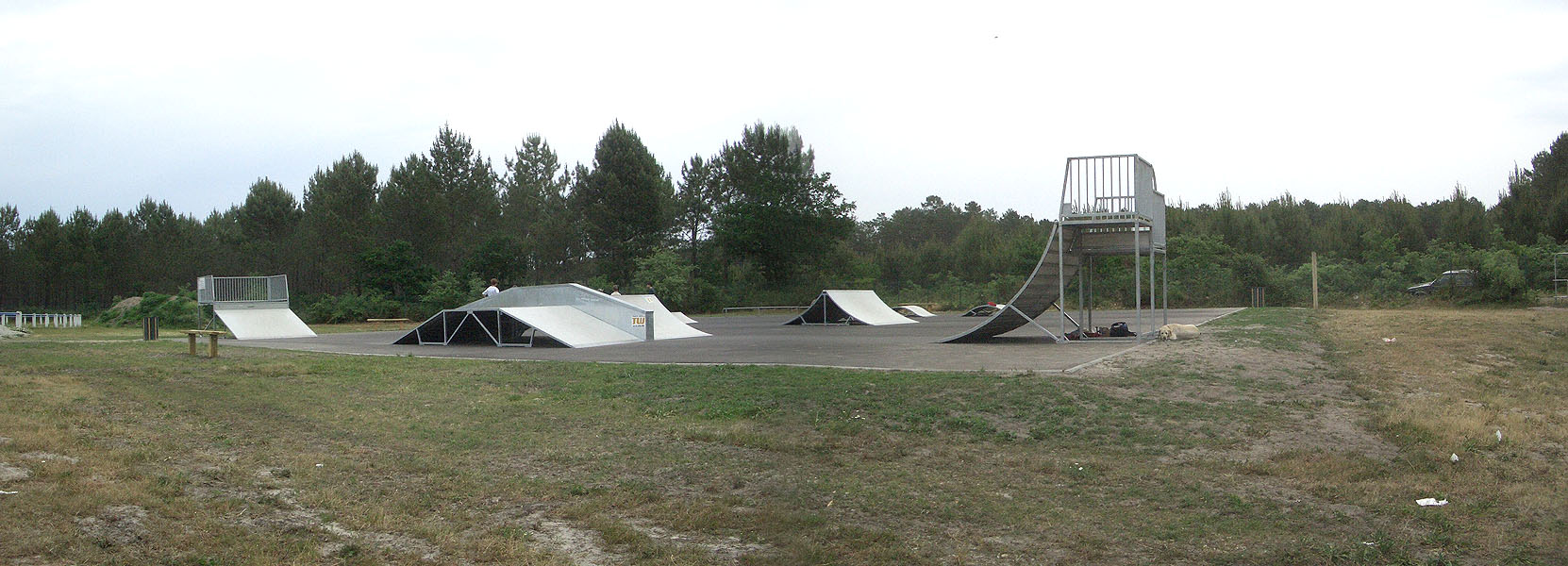 La Piscine Skatepark Mimizan Skate Spot 2/5