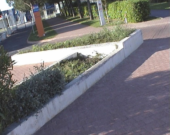 Chateau d' Alco Spot Street Montpellier Skate Spot 3/5