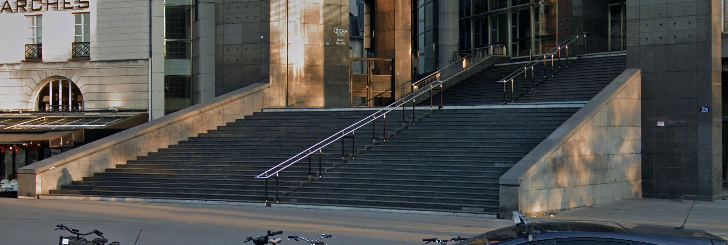 Bastille Plaza Paris Skate Spot 5/5