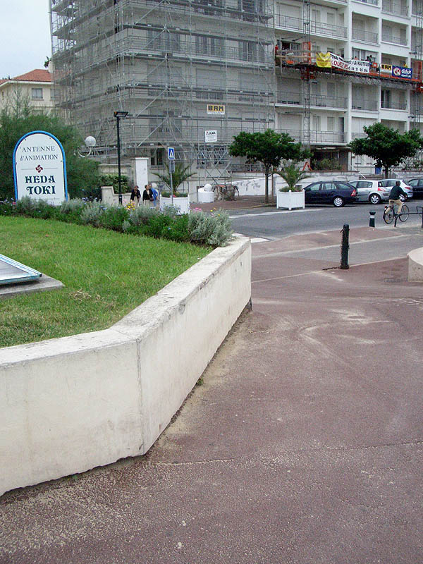 La Digue Spot Street Saint Jean de Luz Skate Spot 4/5