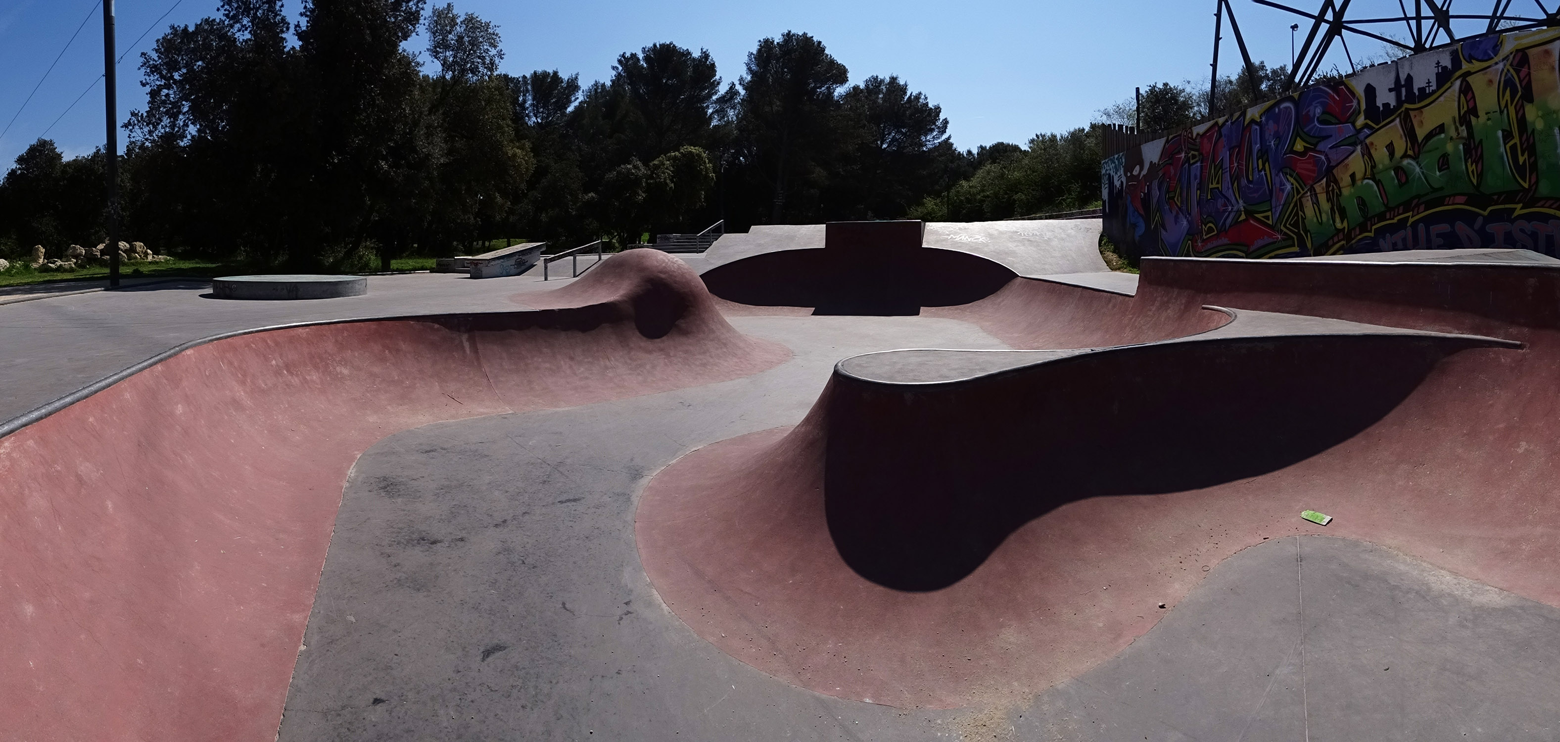 Parc Guelfucci Skatepark Istres Skate Spot 4/5