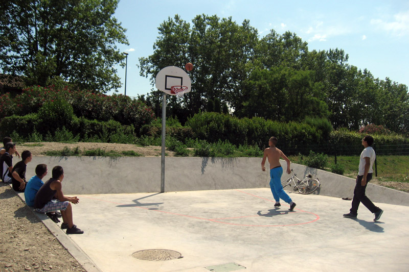 Crau Pôle Skatepark Saint Rémy de Provence Skate Spot 4/5