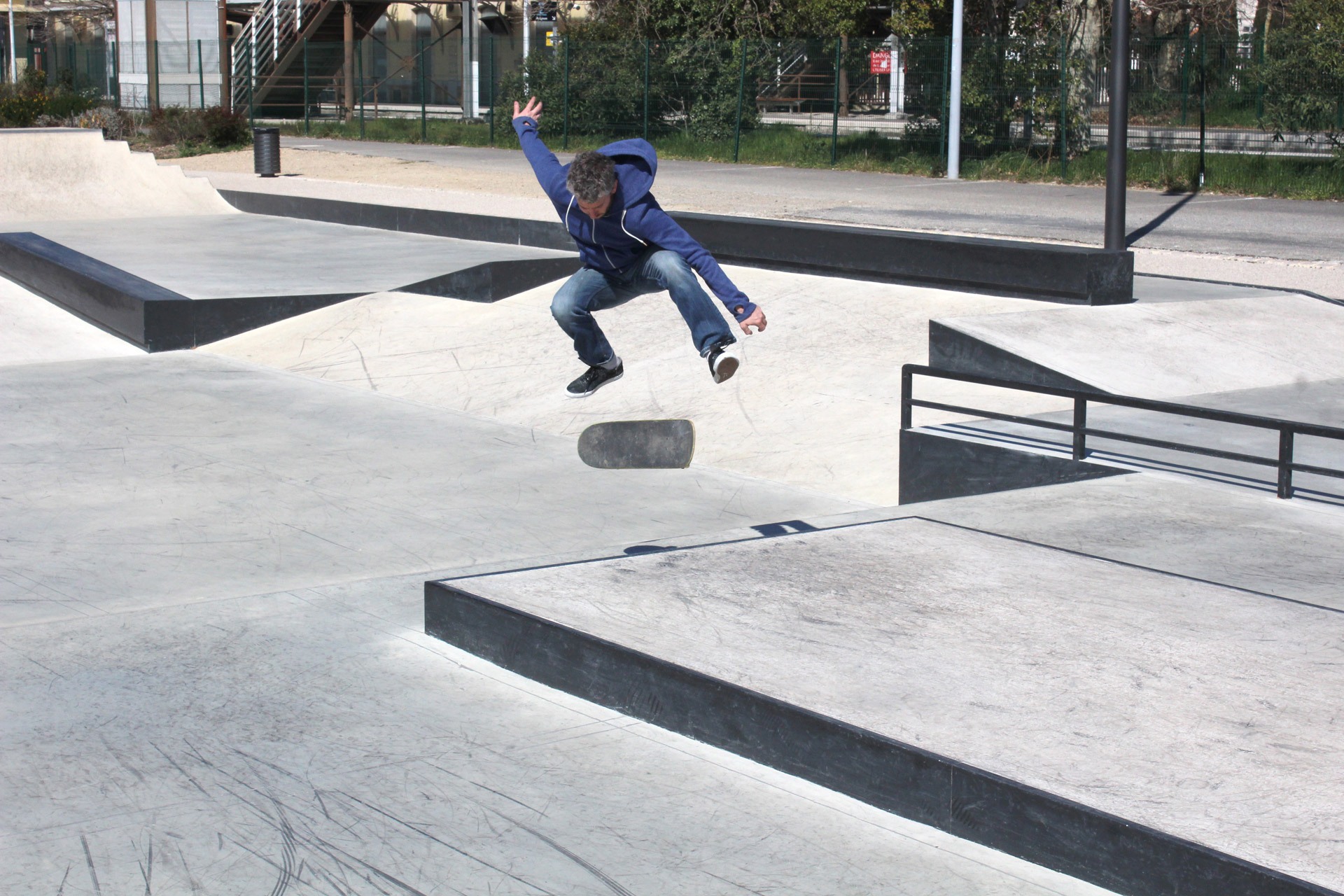 La Gare Skatepark Salon de Provence Skate Spot 4/5