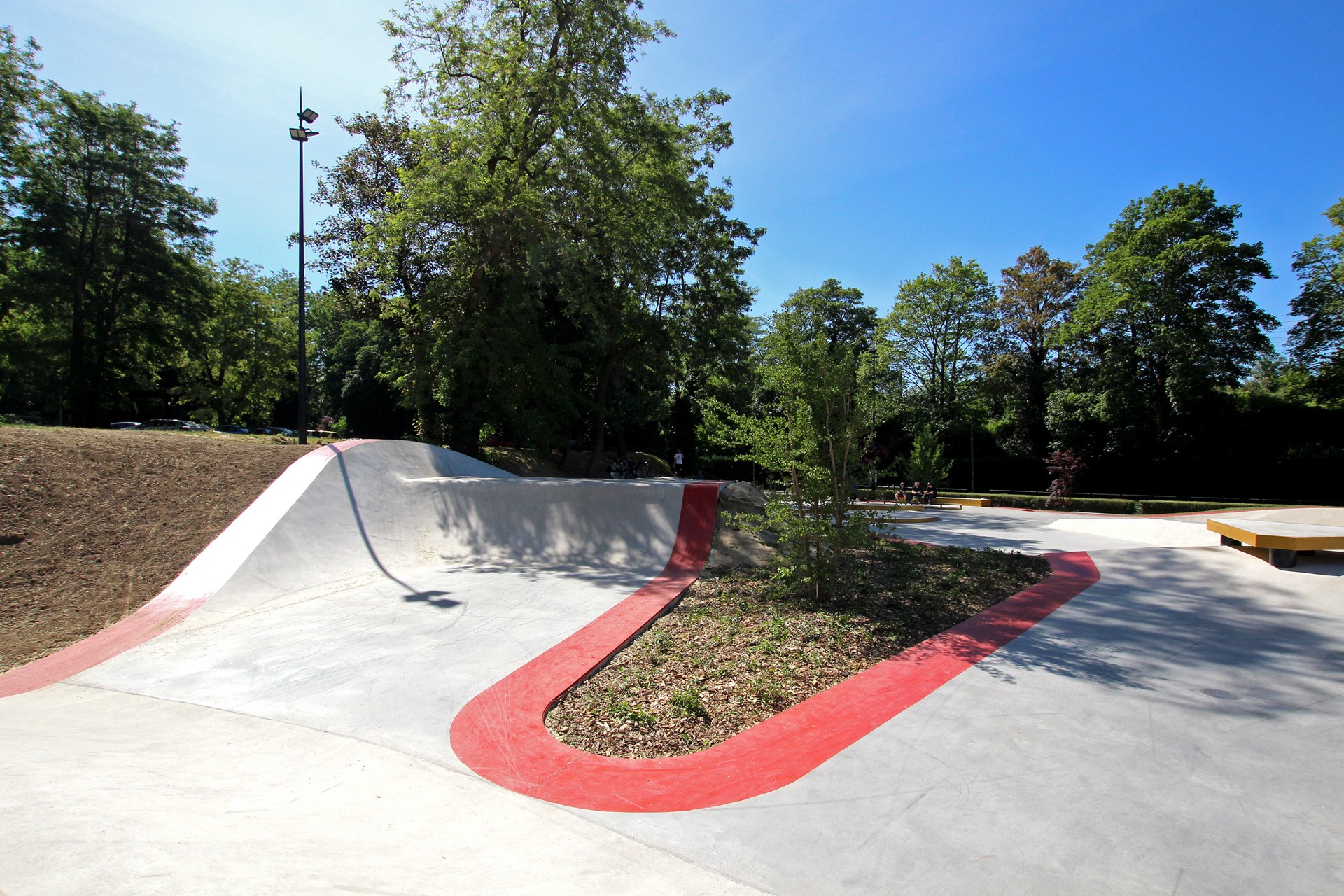 Stade Bollaert Skatepark Lens Skate Spot 4/5