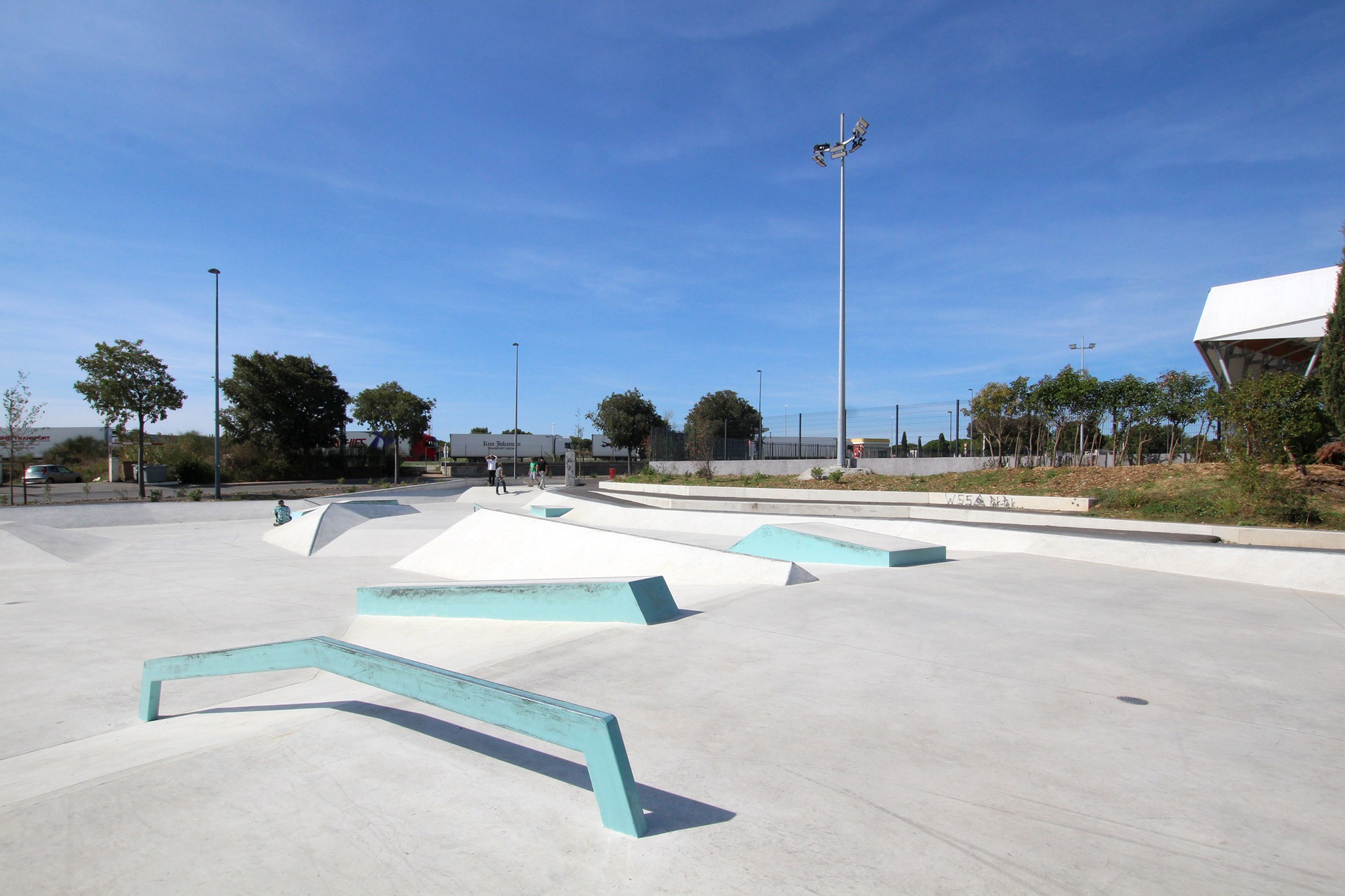 Complexe Léo Lagrange Skatepark Vitrolles Skate Spot 4/5