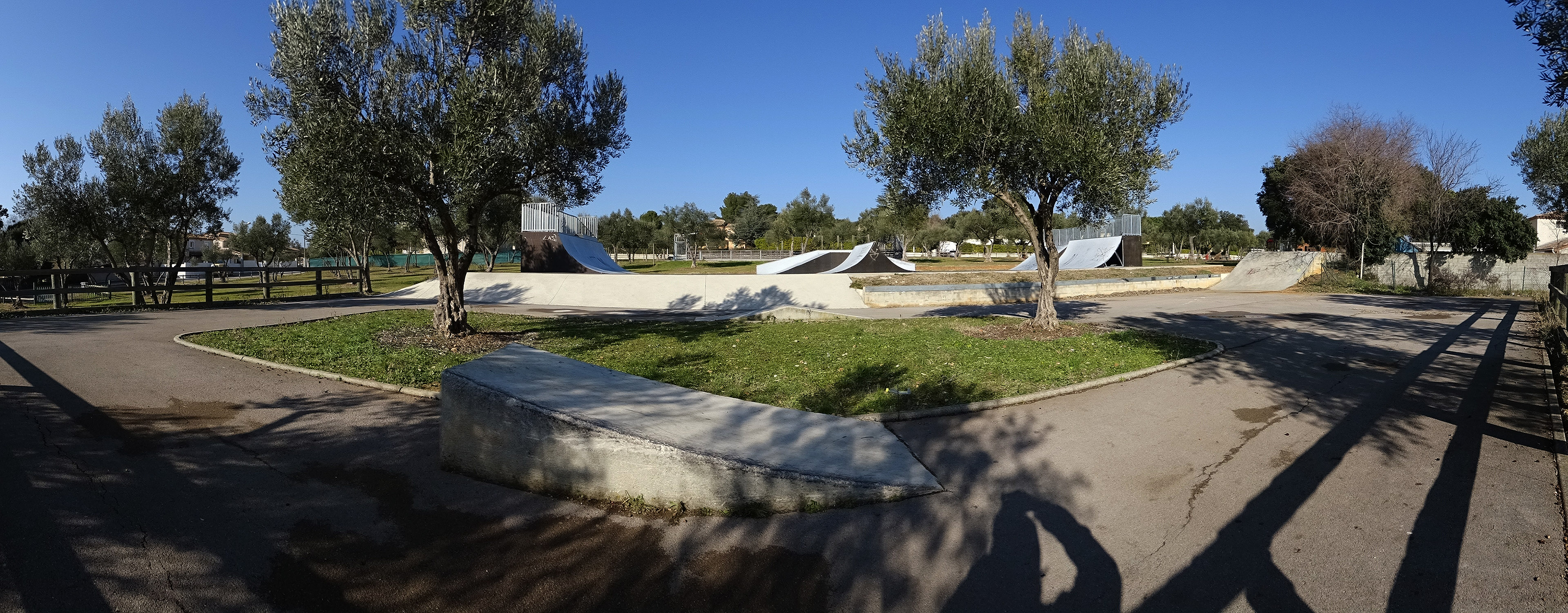 Parc des Olivettes Skatepark Saint Brès Skate Spot 3/5