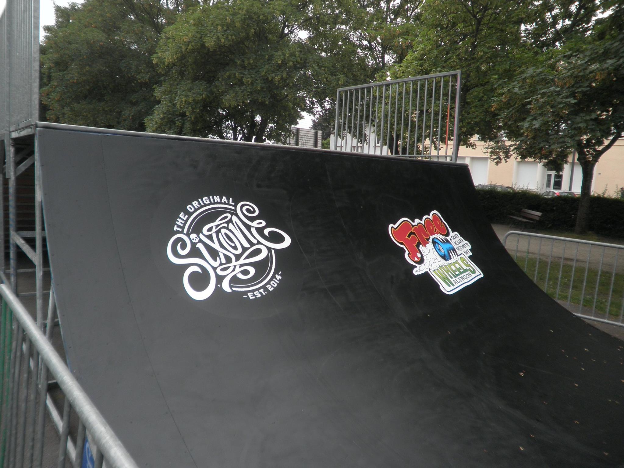 Scène Nationale 61 Skatepark Alençon Skate Spot 2/5