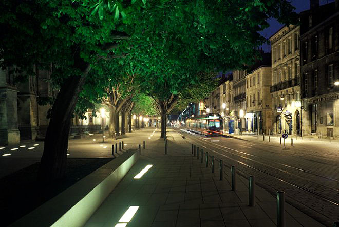 Place Pey Spot Street Bordeaux Skate Spot 3/5