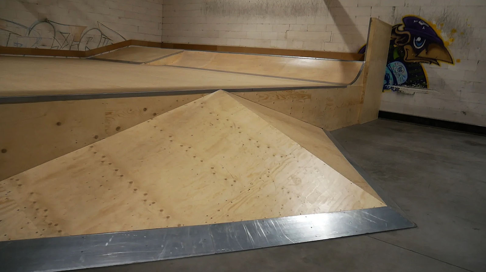 Derlys Indoor Mouscron Skate Spot 3/5
