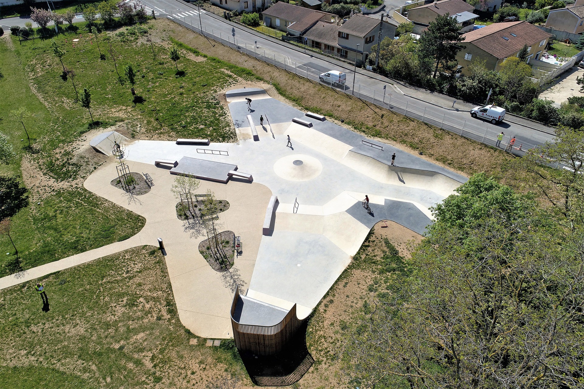 MJC Skatepark Saint Marcel lès Valence Skate Spot 3/5