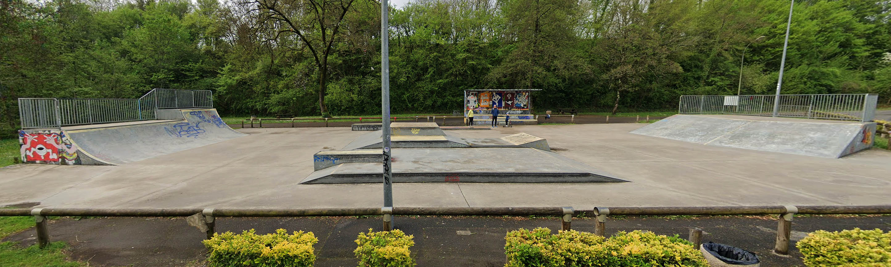 Viaduc Skatepark Gond Pontouvre Skate Spot 2/5