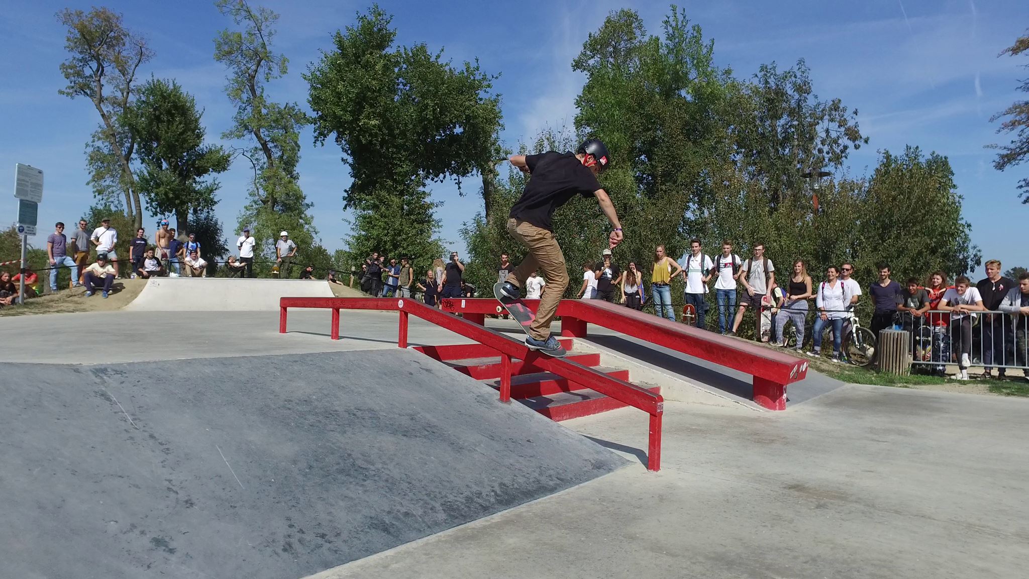 Charpak Skatepark Brindas Skate Spot 4/5
