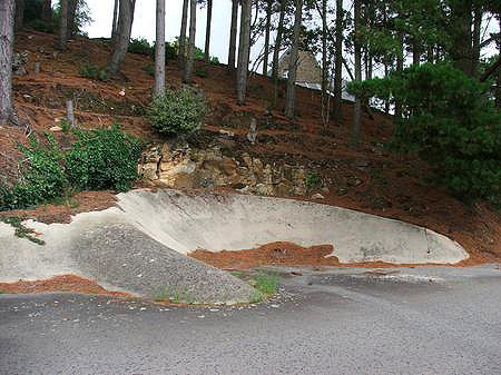 Moulin du Ter Bowl Ploemeur Skate Spot 3/5