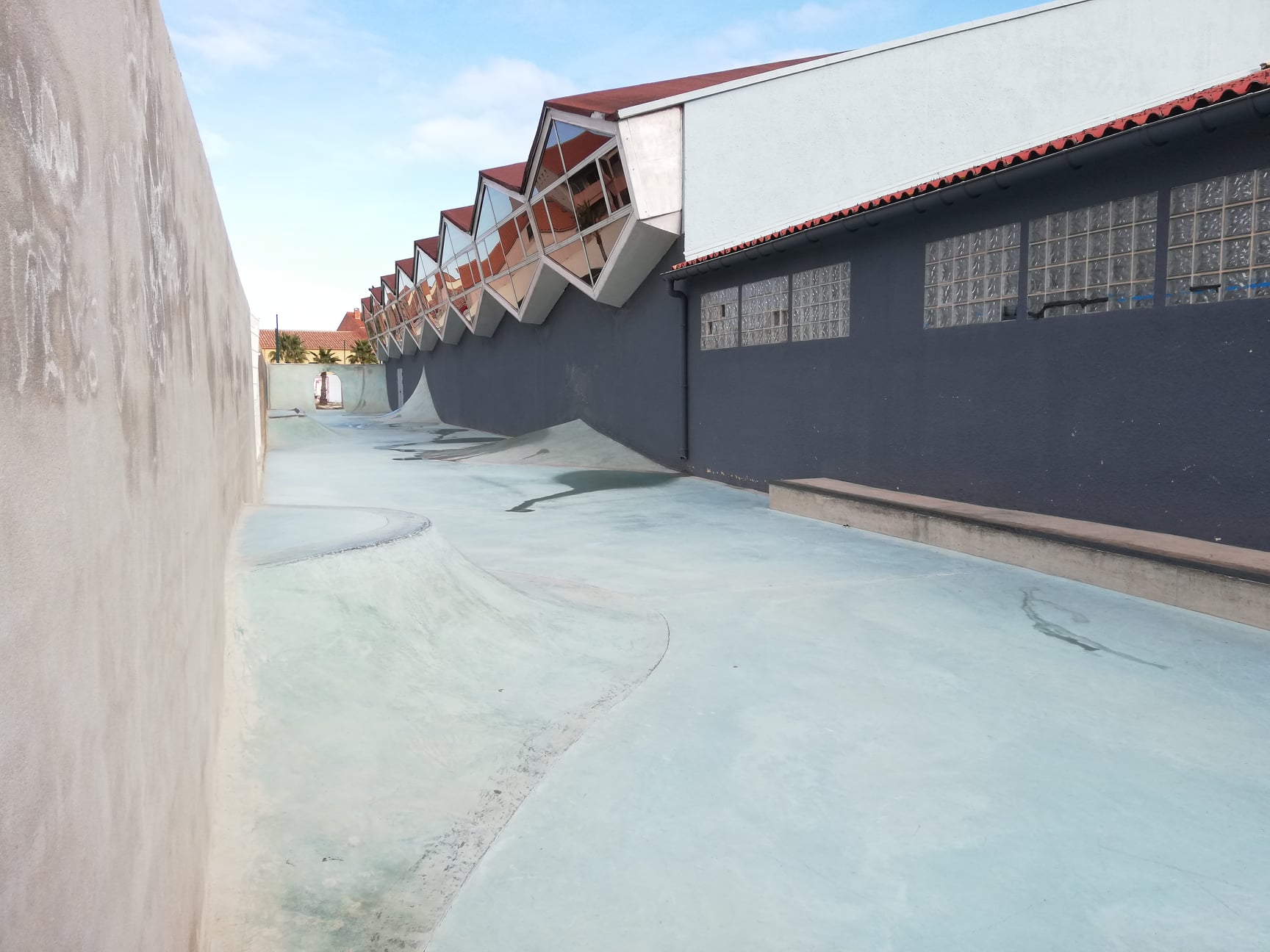 ShakaPark Out Spot Street Le Barcarès Skate Spot 4/5