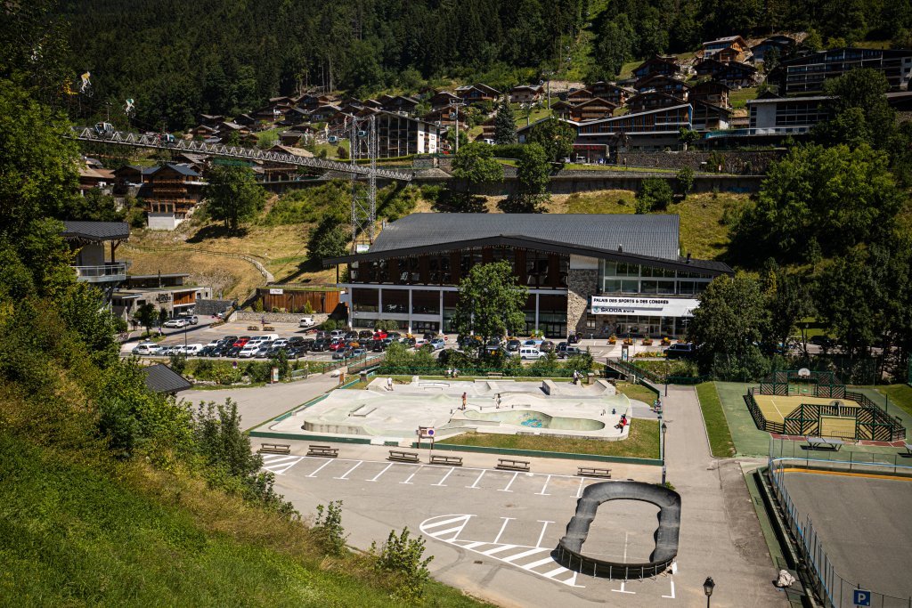 Škoda Arena Skatepark Morzine Skate Spot 3/5