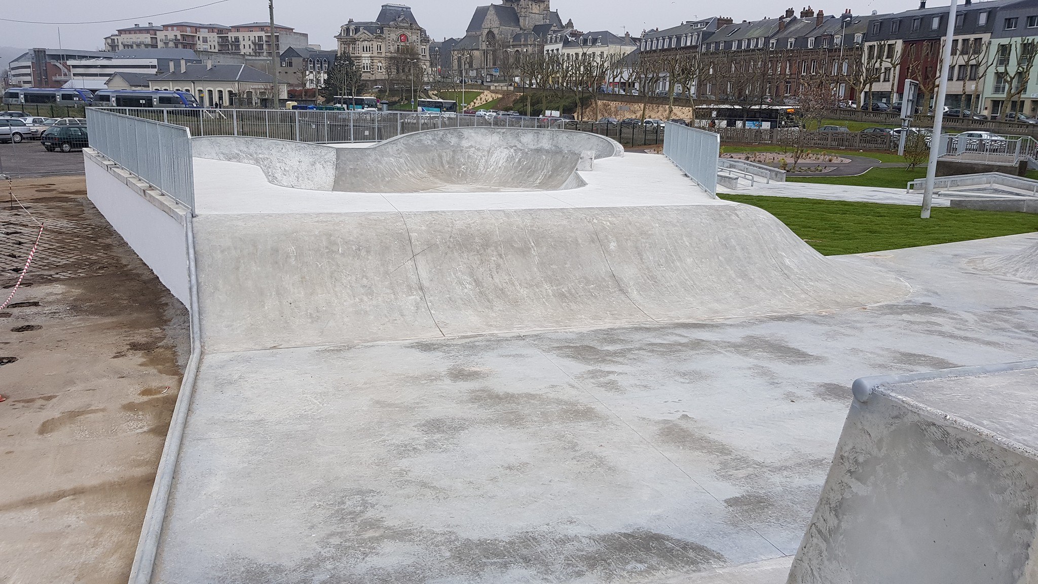 Fécamp Skatepark Fécamp Skate Spot 5/5