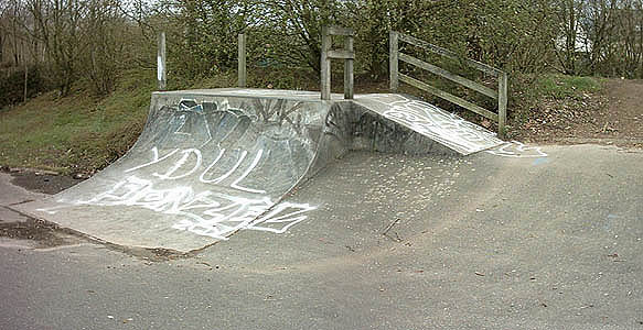 Gouesnou Skatepark Gouesnou Skate Spot 4/5