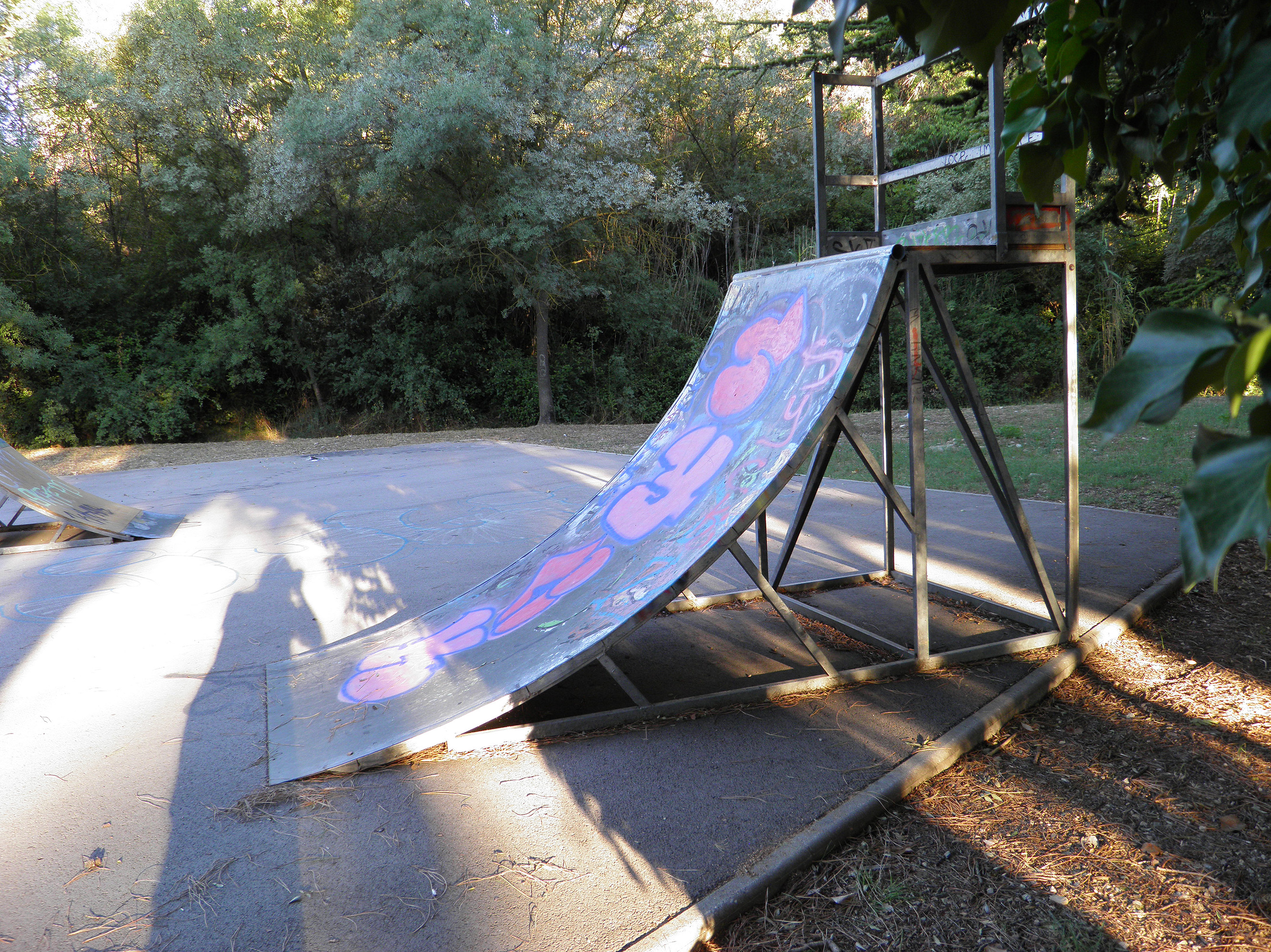 Courpouyran Skatepark Juvignac Skate Spot 2/5