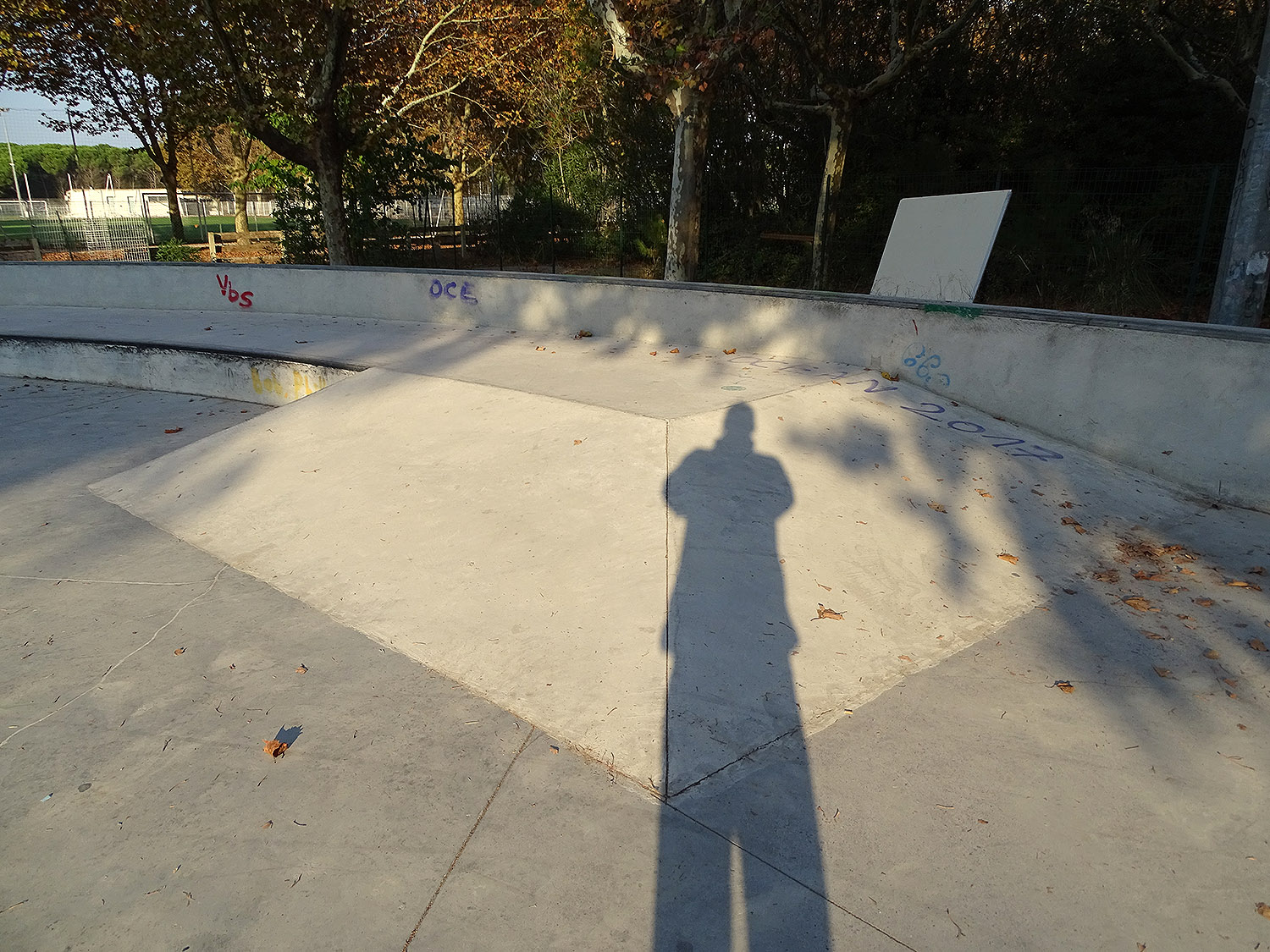 Parc des Sports Skatepark La Grande Motte Skate Spot 3/5