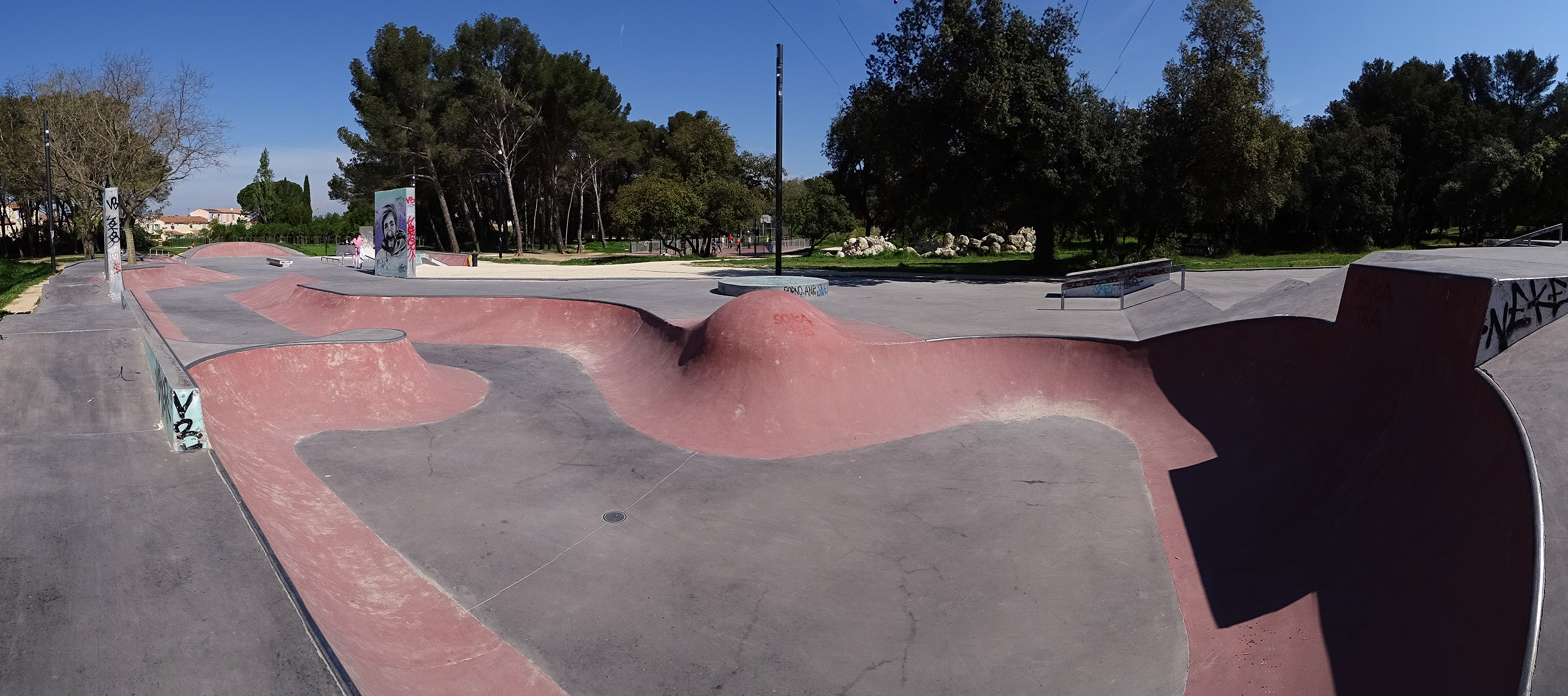 Parc Guelfucci Skatepark Istres Skate Spot 4/5